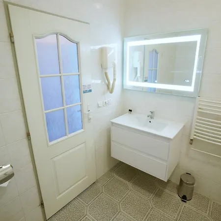 فندق Nabucco براغ