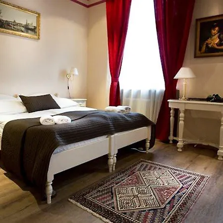 فندق Nabucco 4*