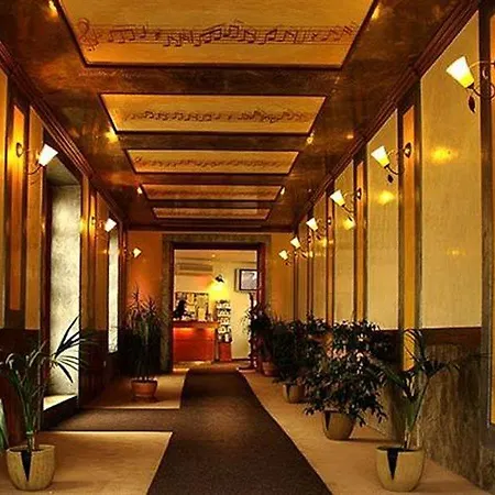 Hotel Nabucco